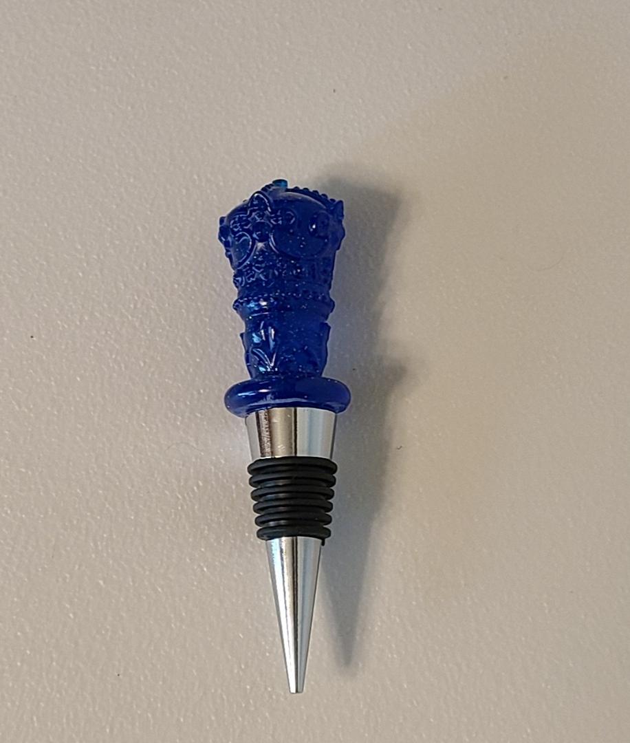Blue Crystal Kings Bottle Stopper - Image 2