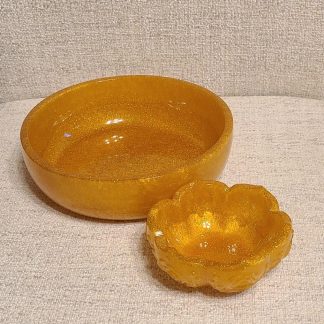 Large Gold Bowl and Small Bowl
