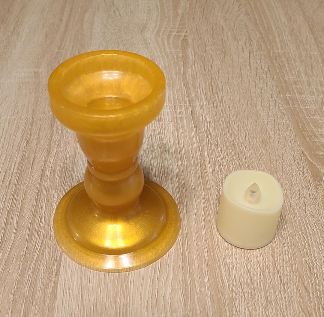 Medium Gold Crystal Candle Holder - Image 2