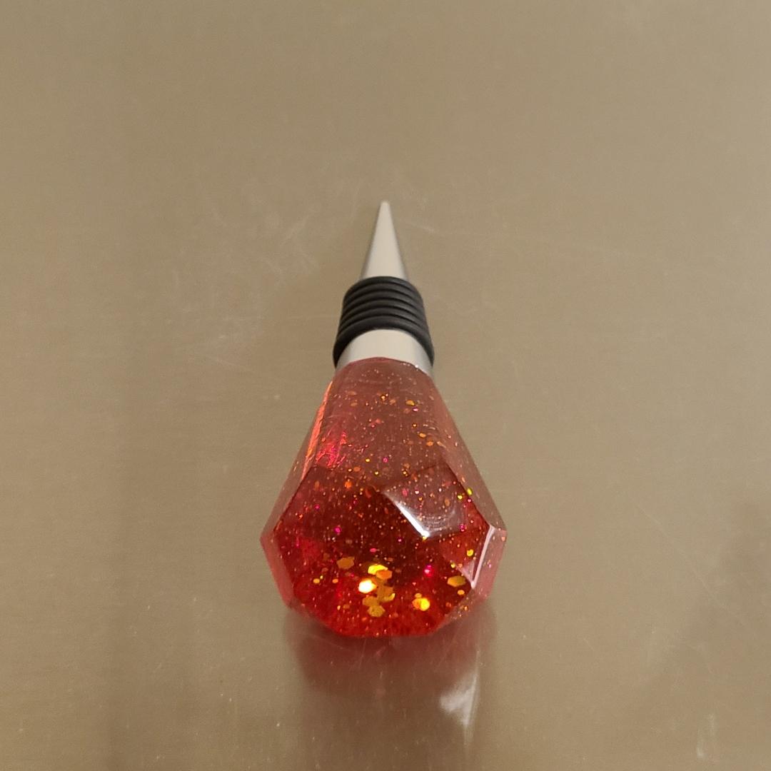 Red Cain Top Wine Bottle Stopper - Image 2