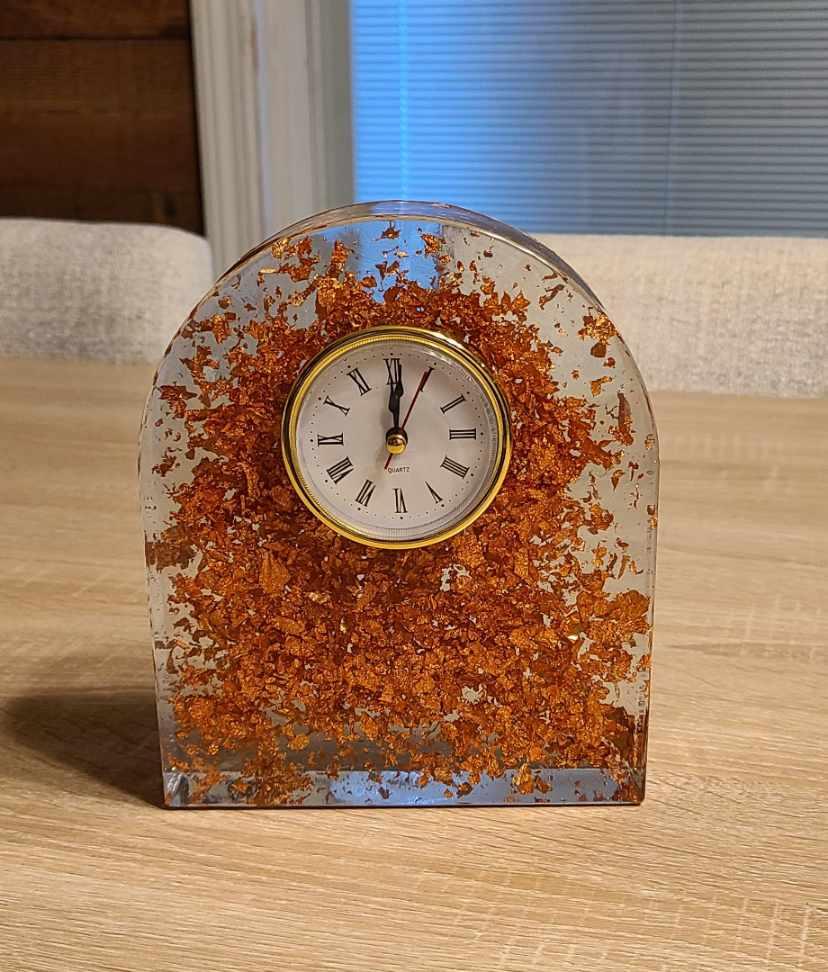 Rose Gold Leaf Arch Clock