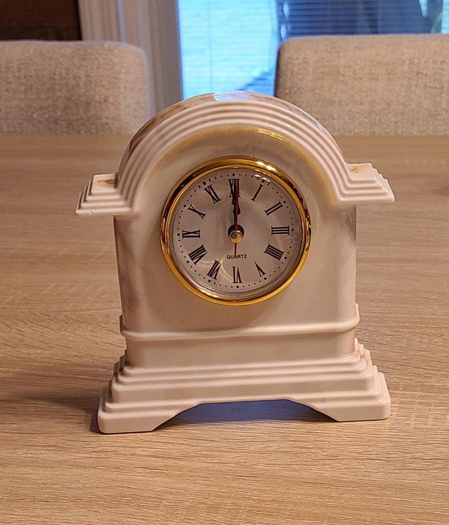 White Marble Mantle Clock - Image 2
